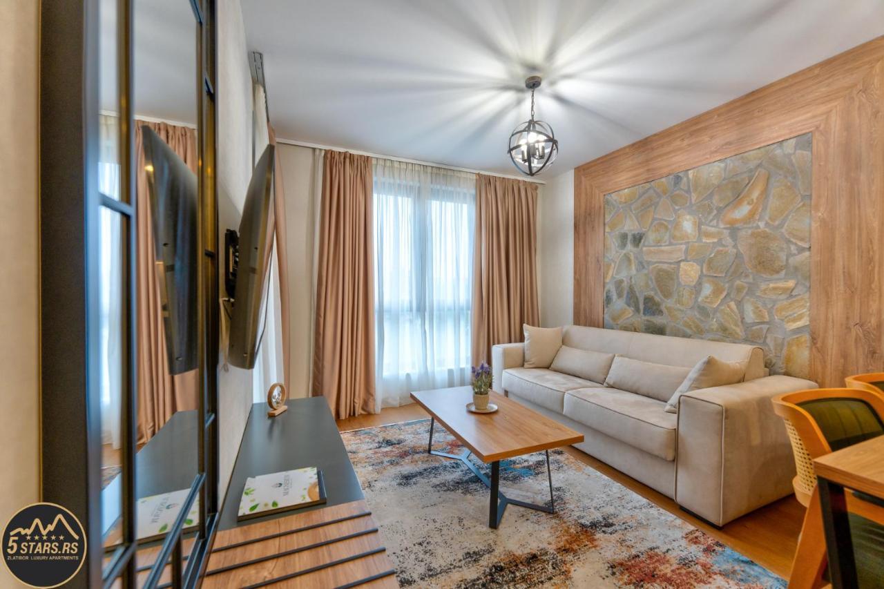 5 Stars - Luxury Premium Wellness Διαμέρισμα Ζλάτιμπορ