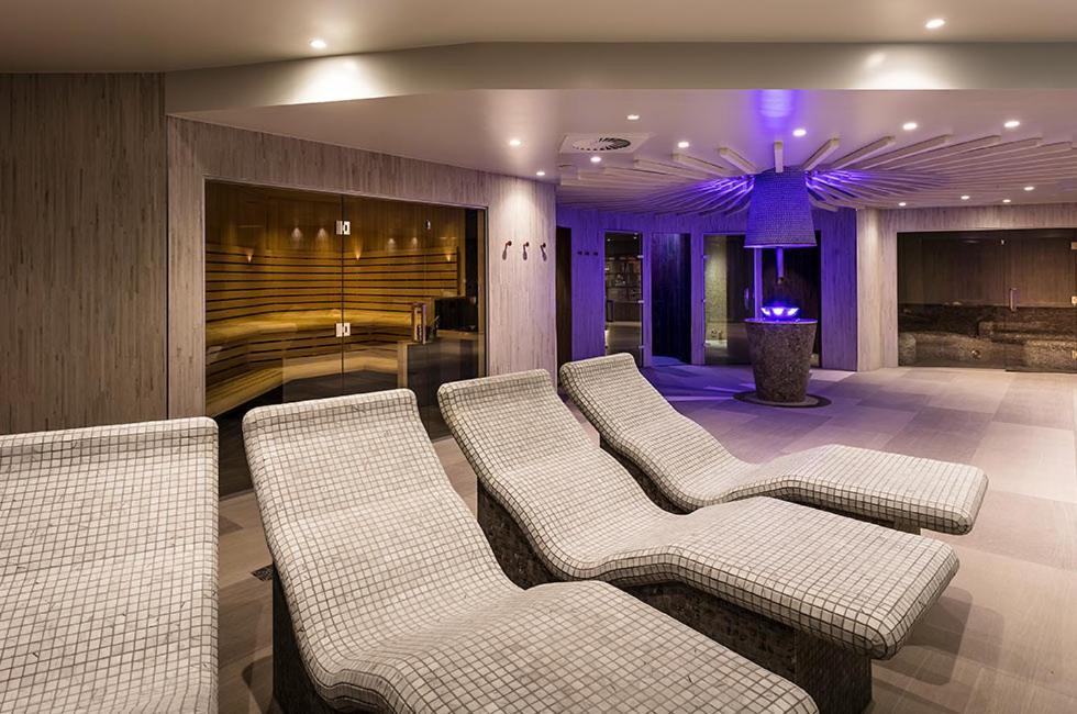 5 Stars - Luxury Premium Wellness