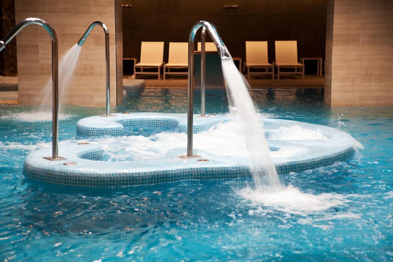 5 Stars - Luxury Premium Wellness