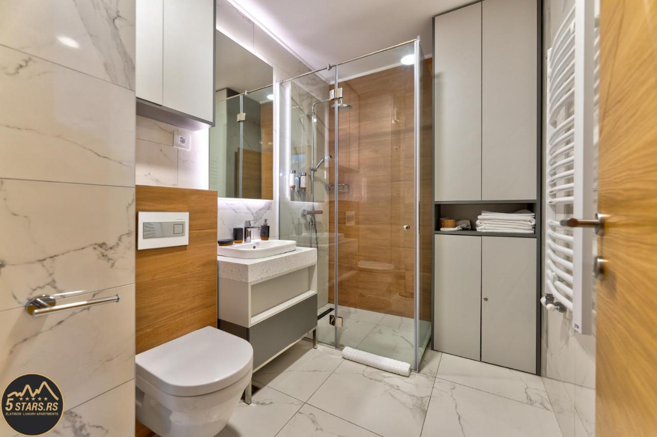 5 Stars - Luxury Premium Wellness Διαμέρισμα Ζλάτιμπορ